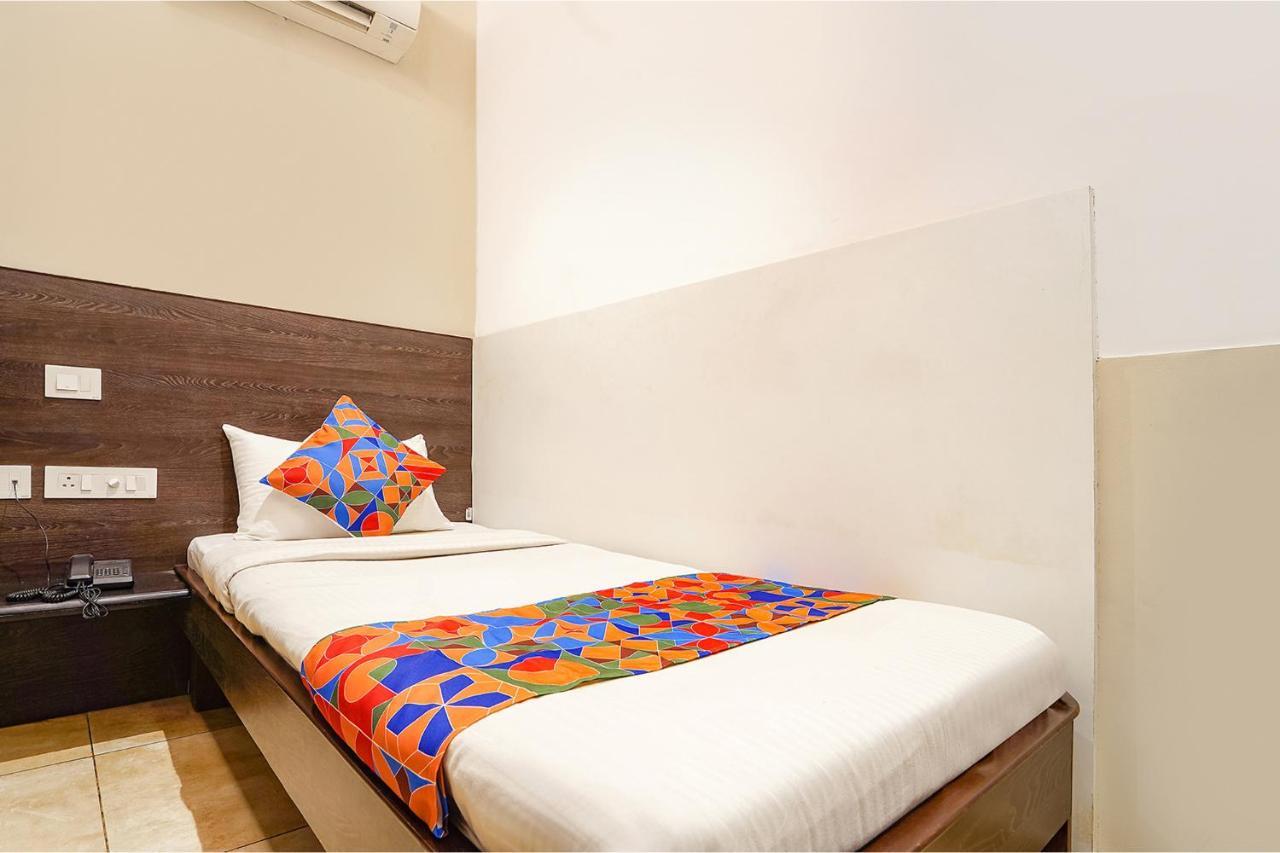 Fabhotel Karpagam - 900M From Nehru Stadium Coimbatore Exterior foto